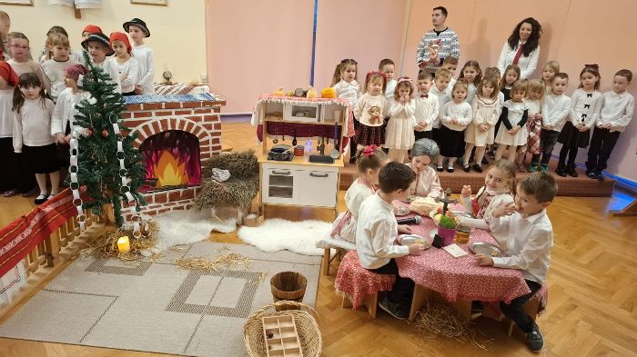 BOŽIĆNA PRIREDBA U DJEČJEM VRTIĆU SVETOG JOSIPA U GRANEŠINI